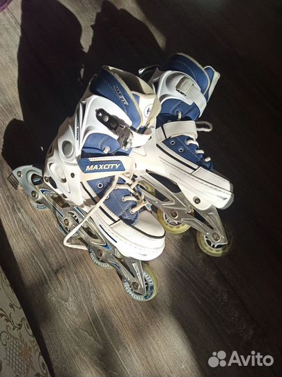 Роликовые коньки Maxcity
