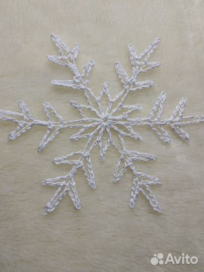 Снежинка крючком для интерьера