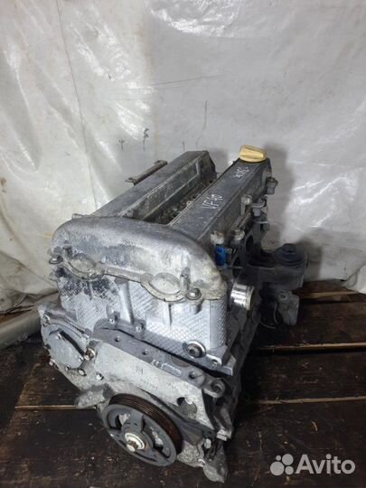 Двигатель Saab 9-3 кабриолет B207L 2003