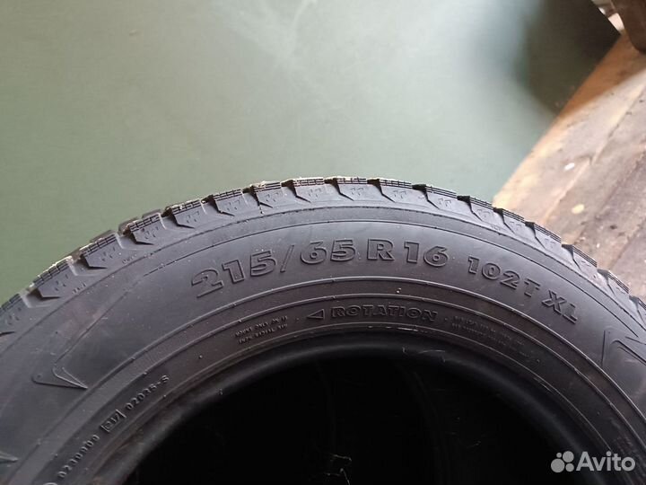 Nokian Tyres Hakkapeliitta 5 215/65 R16 102T