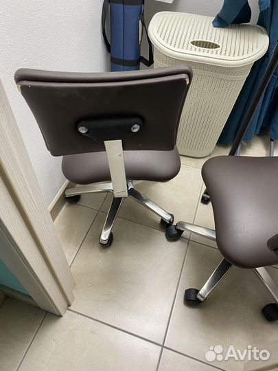 Стул для косметолога бу