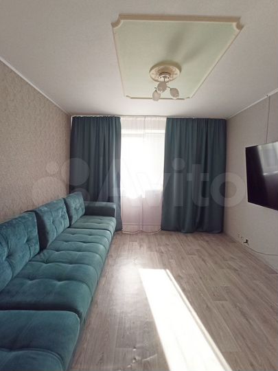 2-к. квартира, 52 м², 5/9 эт.