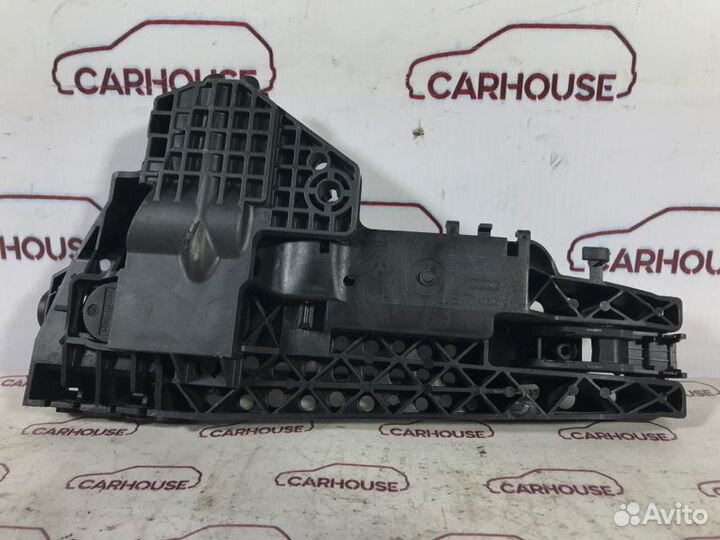 Ручка двери внешняя задняя правая Audi Q3