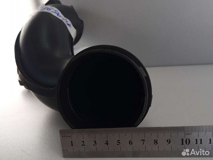 Патрубок корпуса воздушного фильтра (пластмас) 06