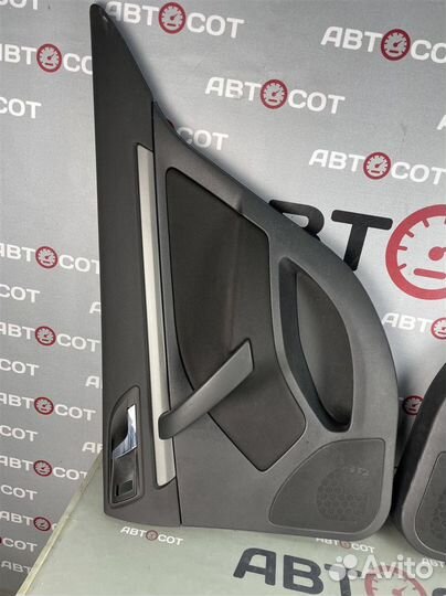 Дверные карты комплект Skoda Octavia (A5 1Z) 200