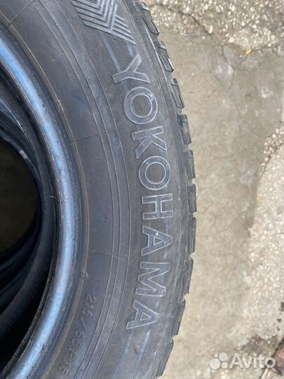 Yokohama 902W 215/65 R16