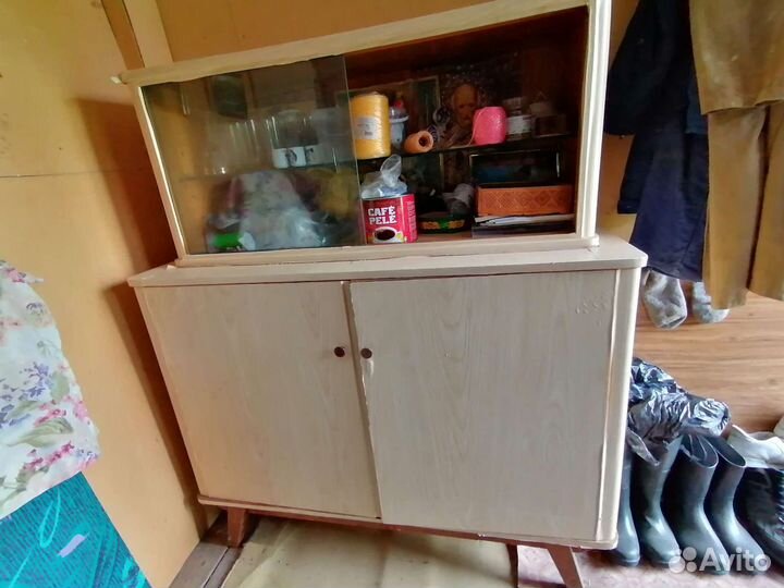 Сервант дерево