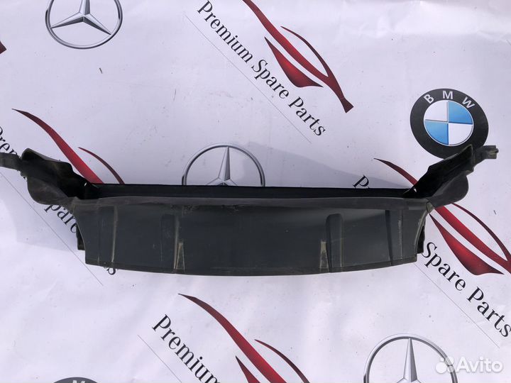 Центральный воздуховод радиаторов BMW 3er F30/F31