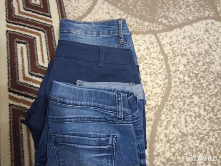 Джинсы