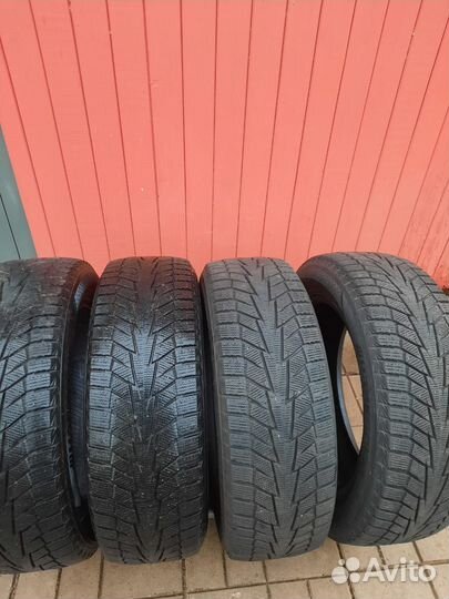 Hankook Winter I'Cept IZ2 215/60 R17