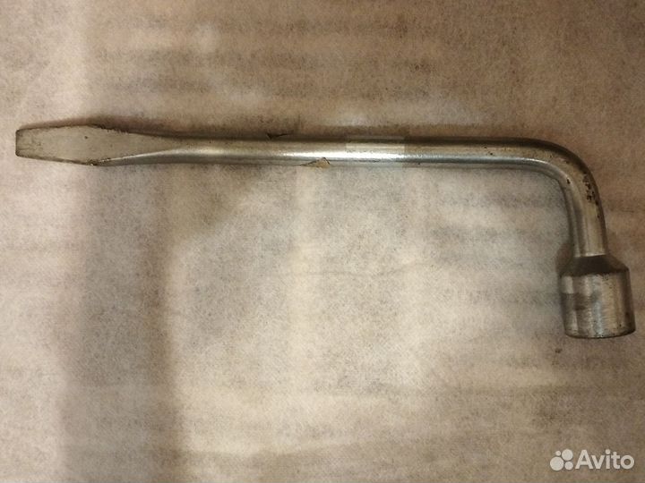 Балонный ключ 19