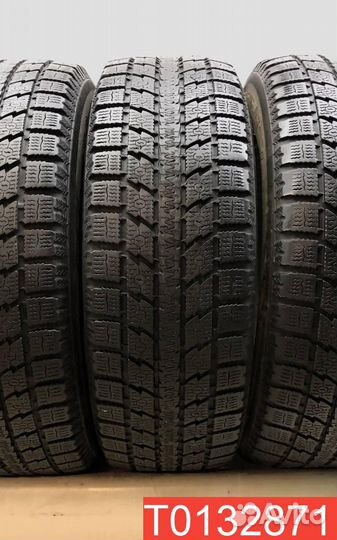 Toyo Observe GSi-5 225/65 R17 102S