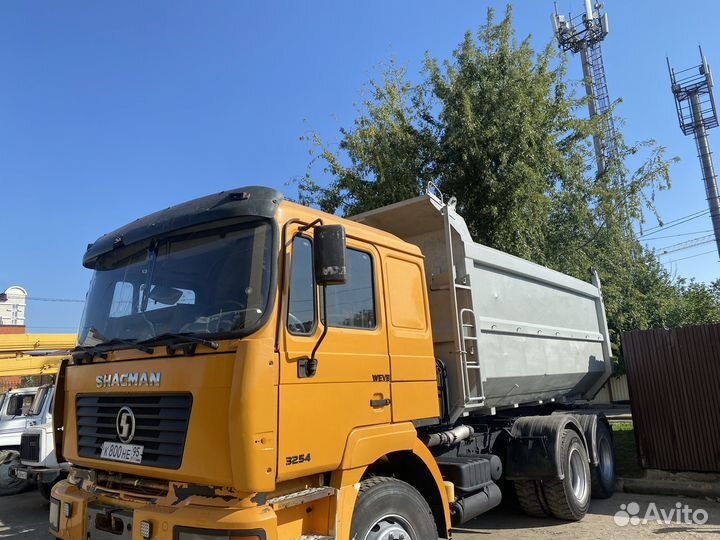 Shacman (Shaanxi) F2000, 2012