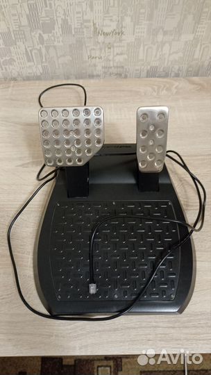 Игровой руль thrustmaster ferrari f430 force