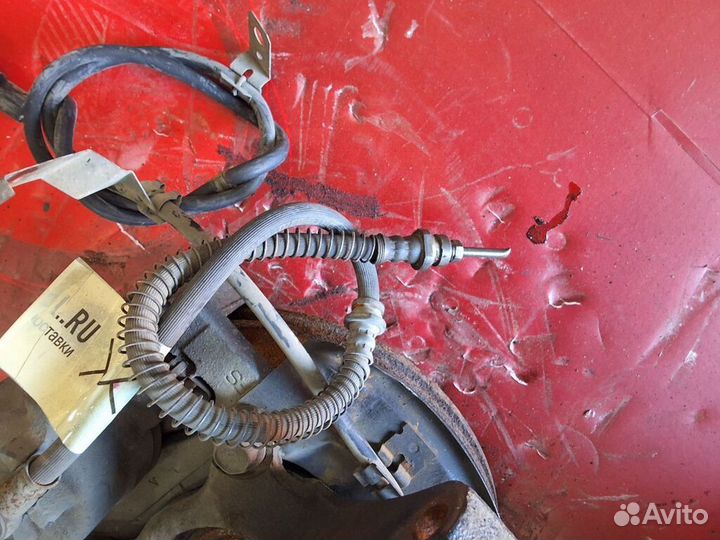 Ступица Mitsubishi Lancer cedia wagon CS5W (Переднее Правое)