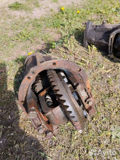 Редуктор заднего моста 21214