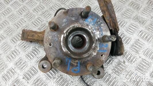 Ступица передняя левая land rover freelander 1 (EN