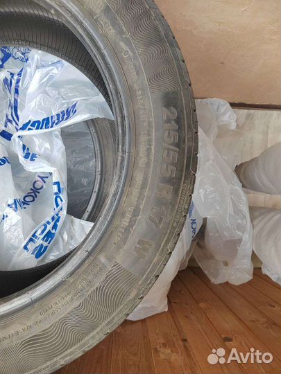 Continental ContiPremiumContact 5 215/55 R17 94W