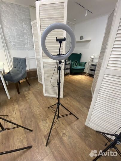 Кольцевые лампы и видео свет