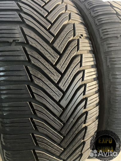 Michelin Alpin 6 215/55 R17 98V