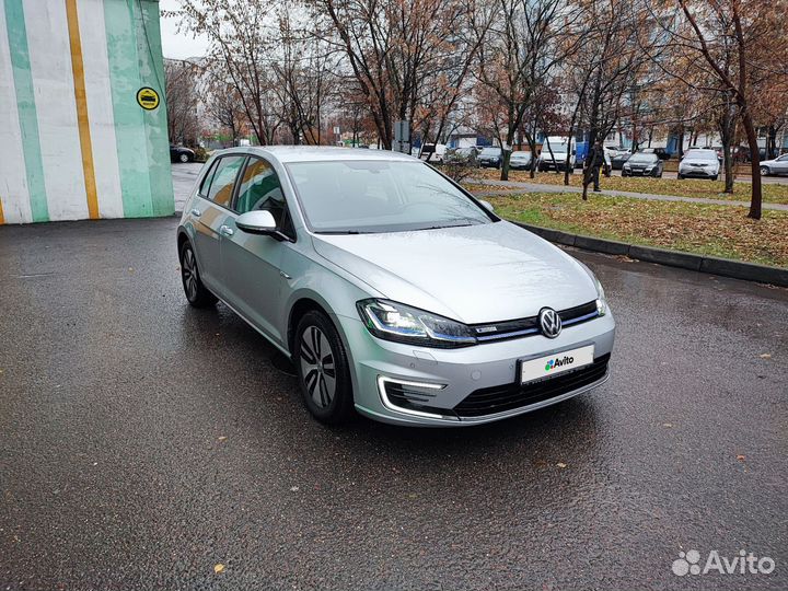 Volkswagen Golf 136 л.с. AT, 2019, 30 000 км