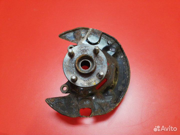 Поворотный кулак передний левый Lifan Solano 620