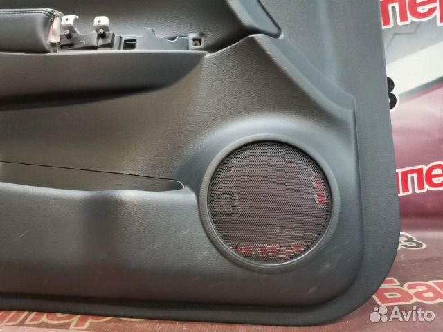 Обшивка двери передняя левая Nissan Qashqai