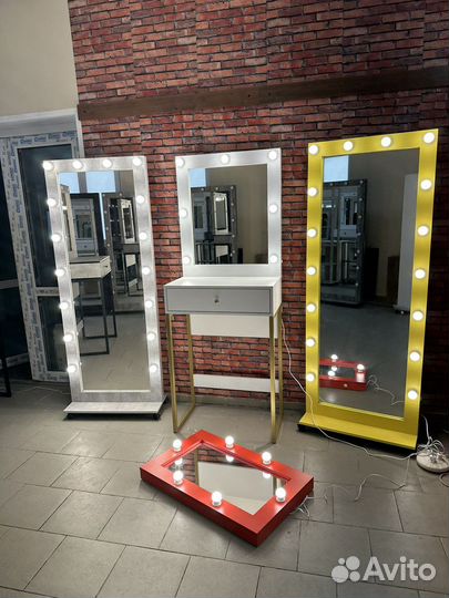 Гримерное зеркало от производителя