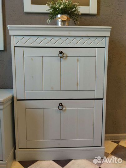 Прихожая из массива Белоруссия