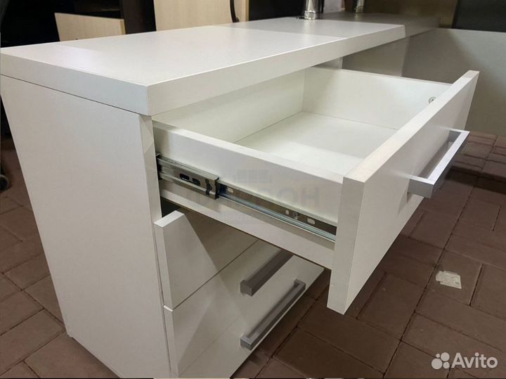 Компьютерный стол Алькор