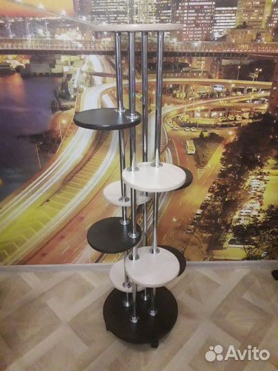 Подставки для цветов под 5 и 9 горшков