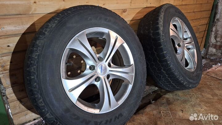 Колеса на mitsubishi outlander r16