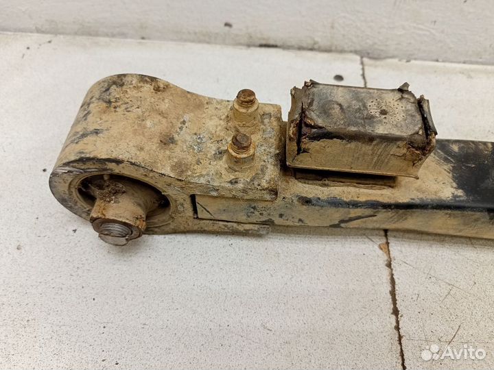 Рычаг задний продольный