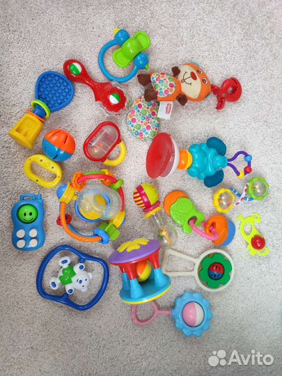 Развивающие игрушки, погремушки