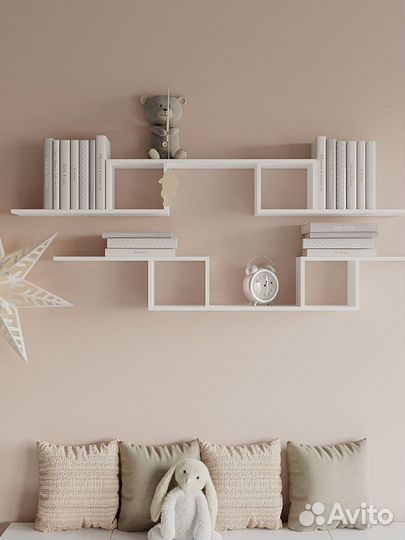 Полка навесная белая