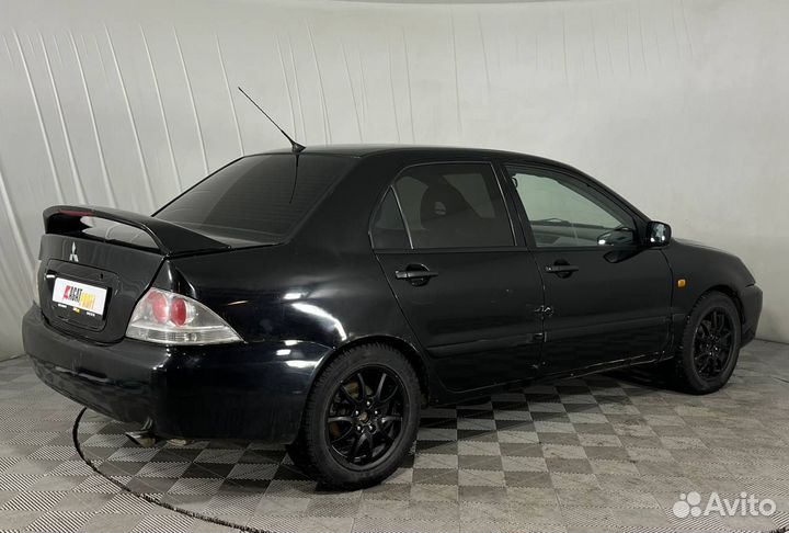 Mitsubishi Lancer 2.0 МТ, 2006, 300 000 км