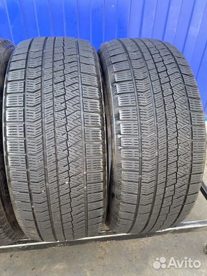 Bridgestone Blizzak VRX2 225/50 R18