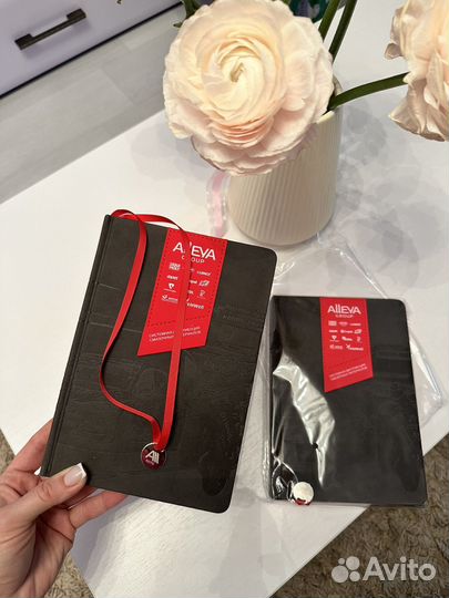 Еженедельник новый датированный 2025 г