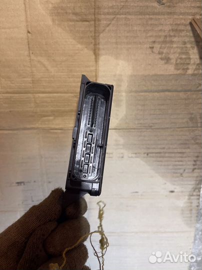 Блок управления стояночным тормозом Mercedes-Benz