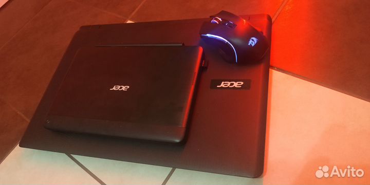 Ноутбук-планшет-моноблок Acer Win10