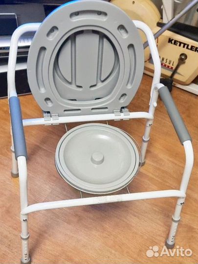 Санитарное кресло-туалет