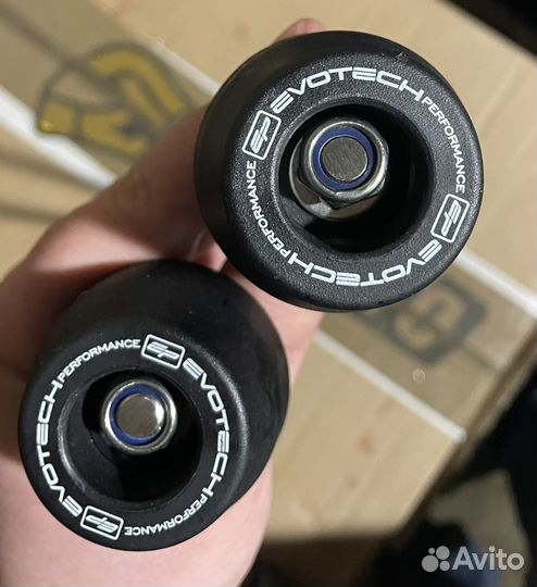 Bmw s1000r, s1000rr. Слайдеоа Evotech