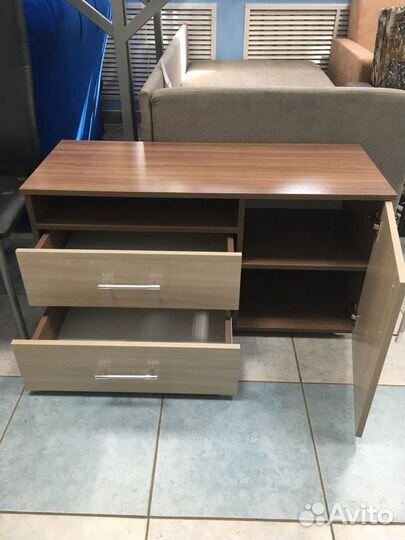 Тумба под телевизор