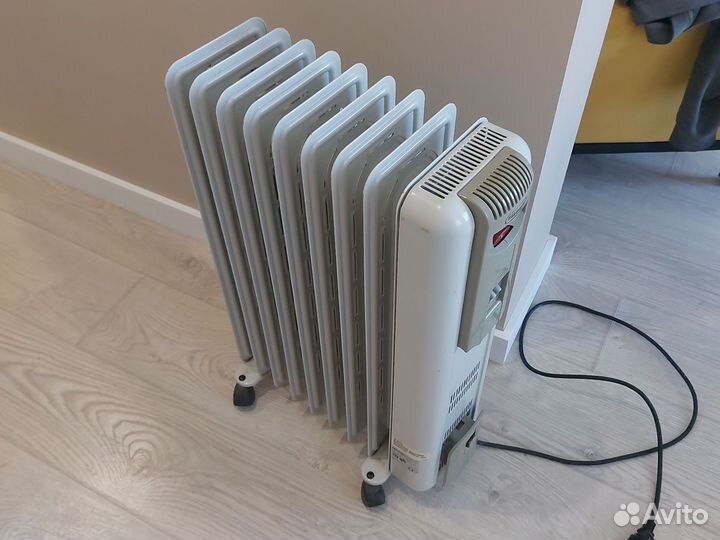 Масляный обогреватель delonghi