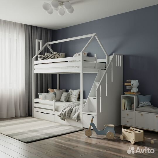 Детская кровать с вертикальной лестницей