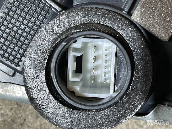 Замок двери передний левый Lexus Nx300 F-Sport