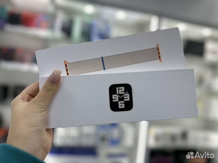 Apple Watch SE 2023 (Gen 2) 44mm Starlight SL