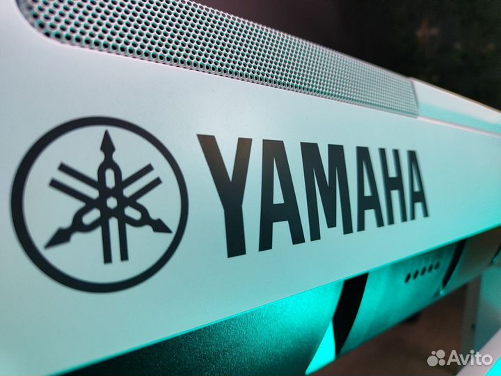 Цифровое пианино yamaha