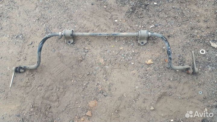 Стабилизатор передний Toyota Camry 70