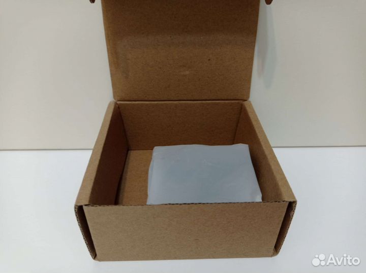 Держатель для телефона в машину (новый)